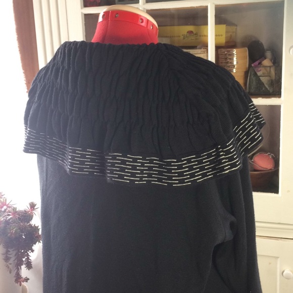 Amazing Piligrim-like Sweatercoat - Picture 7 of 8